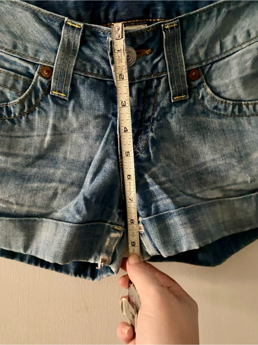True Religion Light Blue Denim Cuffed Women's Jean Shorts - Picture 5 of 7